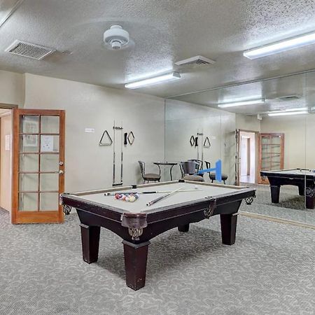 Condo With Heated Pool, Hot Tub, Near Walking Paths Γκλέντεϊλ Εξωτερικό φωτογραφία